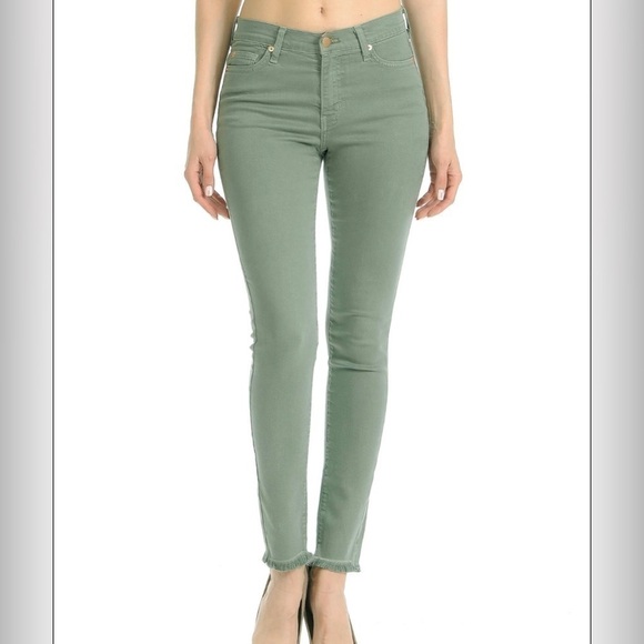 ANGRY RABBIT FRAY HEM COLOR SKINNY JEANS (SIZE 29) - Picture 8 of 8